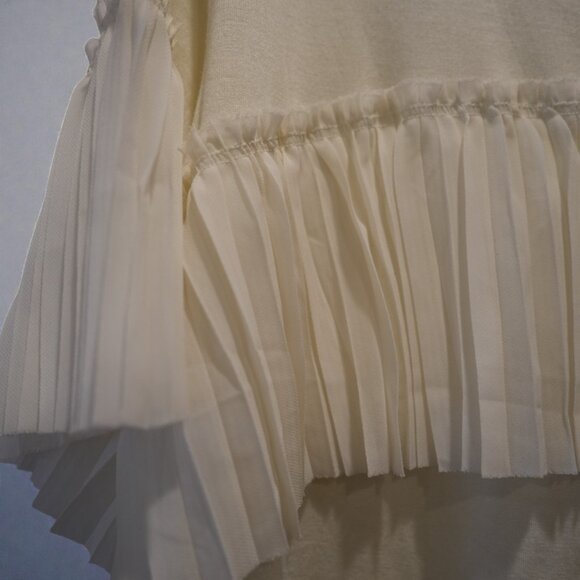 Pleated Ruffle Top - Picture 3 of 4